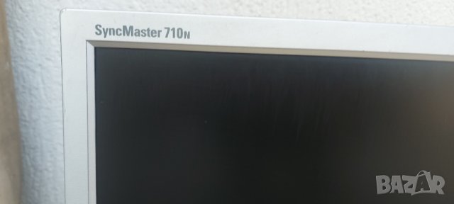 Монитор Samsung SincMaster 710N 17" инча Перфектен, снимка 3 - Монитори - 38310208