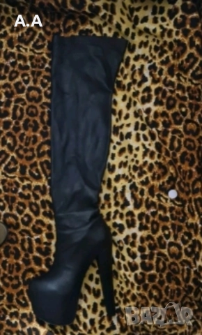 Чизми с платформа и висок ток , снимка 2 - Дамски ботуши - 52744409