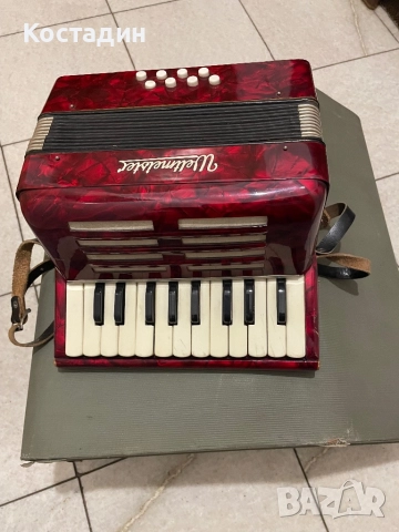 Акордеон Велмайстер, снимка 2 - Акордеони - 51955091