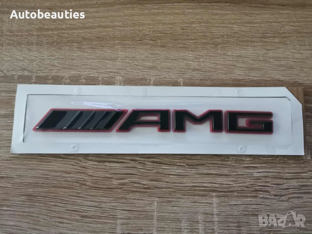 Mercedes Benz AMG черна емблема с червен кант 