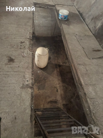 Продава гараж с канал на две нива гр.Велико Търново, снимка 2 - Гаражи и паркоместа - 53378259