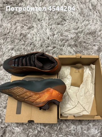 Yeezy 700, снимка 3 - Маратонки - 51226111