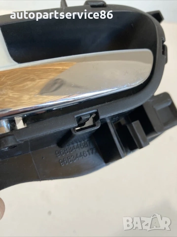 Предна лява вътрешна дръжка за Peugeot 3008 1.6 HDI (2010) 9683446877, снимка 2 - Части - 53592754