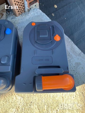 Касета за тоалетни: Dometic и Thetford, снимка 2 - Химически тоалетни - 43434189