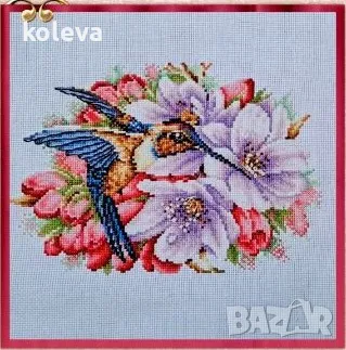 Гоблен „Колибри и цветя“ – Ръчна изработка , снимка 2 - Гоблени - 50229314