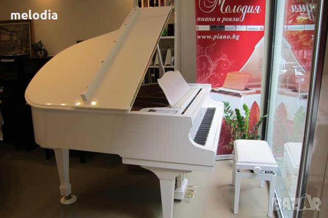 Нов бял роял SAMICK продава пиано магазин Мелодия, снимка 1 - Пиана - 12161339