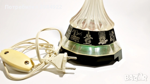 Винтидж нощна лампа с ракета от СССР: Настолна лампа Cosmos, колекционерска, космическа ера, Гагарин, снимка 2 - Антикварни и старинни предмети - 53441637