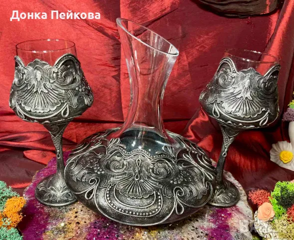 Сервиз за вино в старинно злато, снимка 5 - Сервизи - 49301272