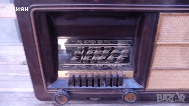 Радио-радиоприемник, снимка 2 - Антикварни и старинни предмети - 38981163