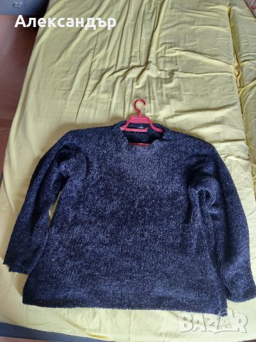 Продавам черен пуловер, снимка 4 - Блузи с дълъг ръкав и пуловери - 35486033