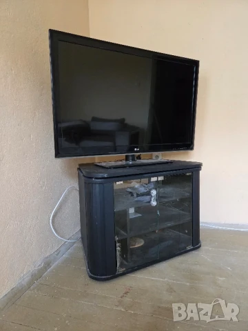 тв барче с въртяща основа, снимка 5 - Шкафове - 50929134