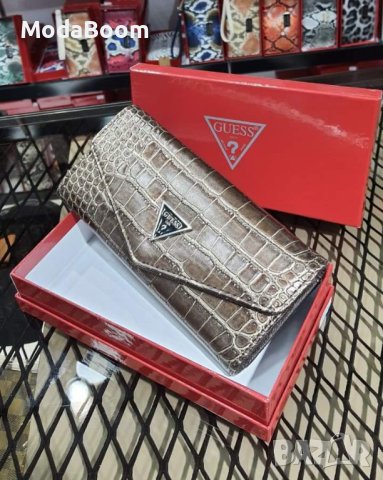 🔥Guess уникални дамски портмонета / 18 модела🔥, снимка 7 - Портфейли, портмонета - 43420629