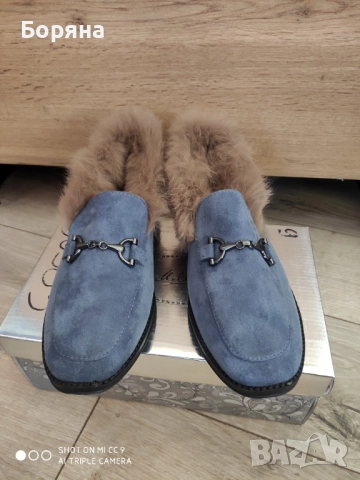 Нови дамски сини лоуфъри с естествен пух, снимка 4 - Дамски ежедневни обувки - 52235129