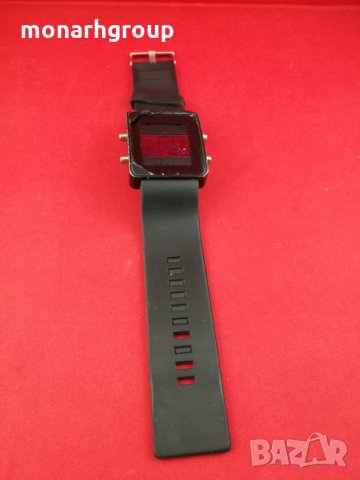 Часовник Led Puma/Не работи,за части/, снимка 4 - Смарт часовници - 26587874