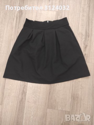 Продавам пола с висока талия , снимка 1