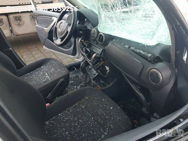 Дачия сандеро 1.6 87к, снимка 3 - Автомобили и джипове - 39867563