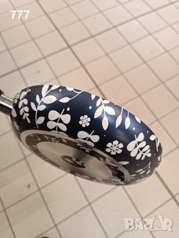 тигани 24 см, снимка 2 - Съдове за готвене - 44058575