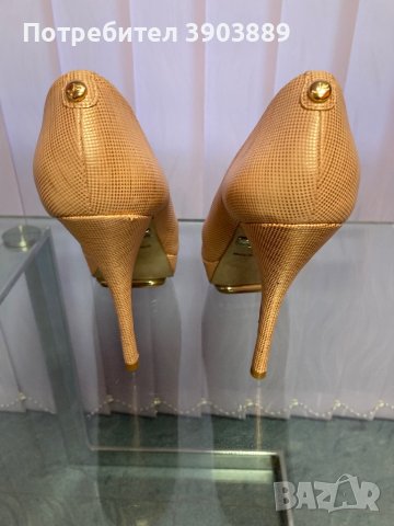 Prodavam, снимка 4 - Дамски обувки на ток - 43527014