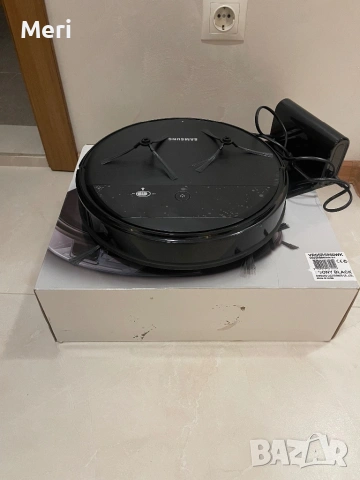 Робот прахосмукачка Samsung POWERbot-E VR500 / VR5000, снимка 2 - Прахосмукачки - 53284389