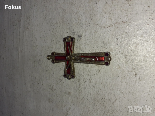 Стар бронзов кръст с емайл, снимка 4 - Антикварни и старинни предмети - 53388684