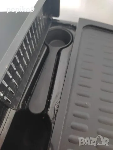 Продавам Употребявана кафемашина робот пълен автомат DELONGHI KAFE KORTINA BLACK, снимка 6 - Кафемашини - 49409268