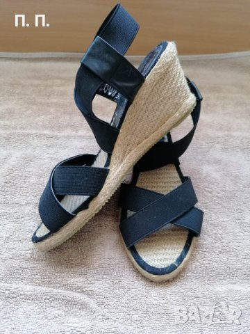 Дамски черни сандали, снимка 2 - Сандали - 40047260