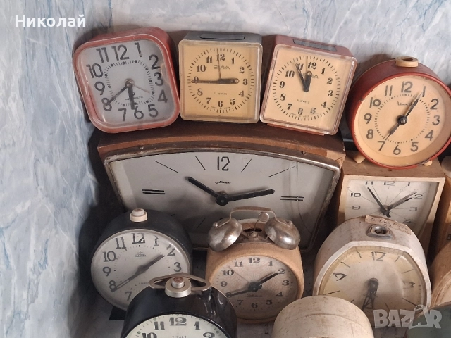 Настолни часовници Будилници за Части, снимка 9 - Антикварни и старинни предмети - 52394357
