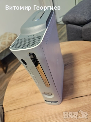 Конзола Xbox 360 (2009), снимка 3 - Xbox конзоли - 53116212