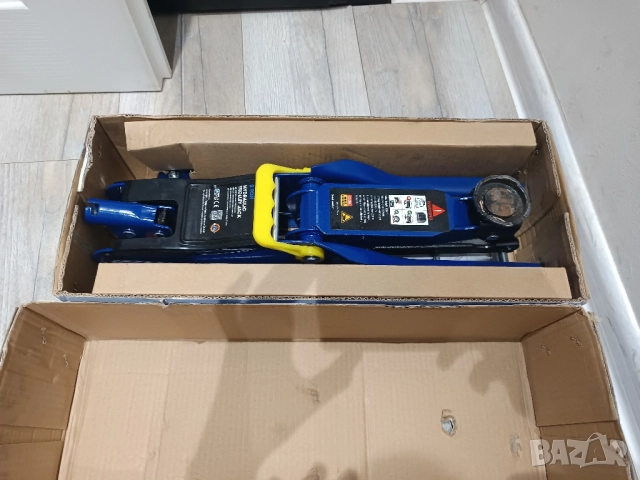 Хидравличен крик 2 тона , снимка 2 - Други инструменти - 51501922