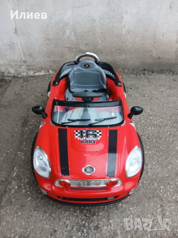 Акумулаторна детска кола