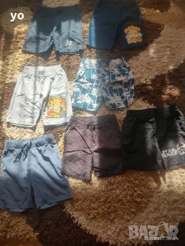 Лот три чифта дънки и суитчър плюс пантофи и къси панталонки , снимка 3 - Детски панталони и дънки - 51469695