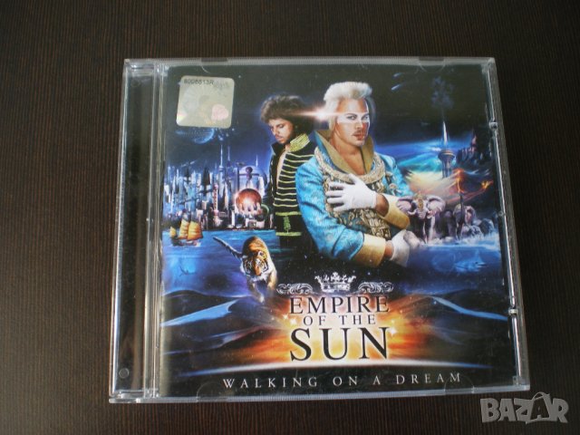 Empire Of The Sun – Walking On A Dream 2008, снимка 1 - CD дискове - 42976938