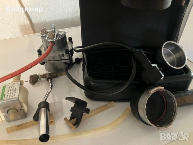 Кафе машина Saeco, снимка 2 - Кафемашини - 53537130