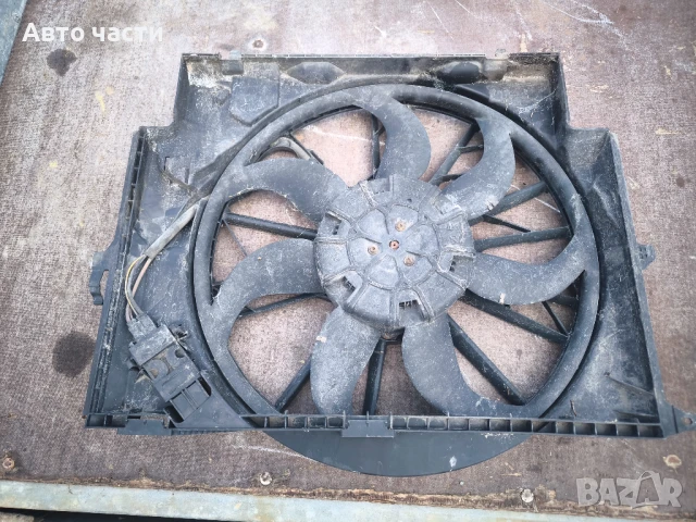 BMW Серия 3, E90 / E91 / E93 2005.02 - 2009.01 Дифузьор, вентилатор на радиатора 1742780164701