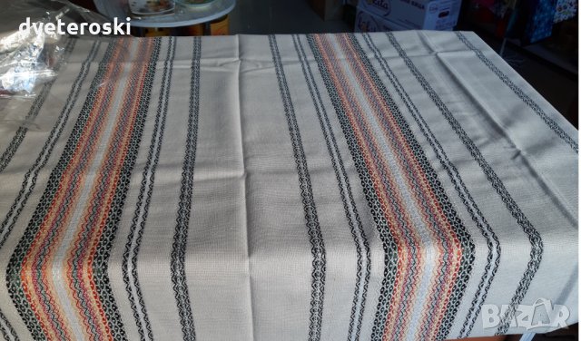 Покривка за маса етно мотиви