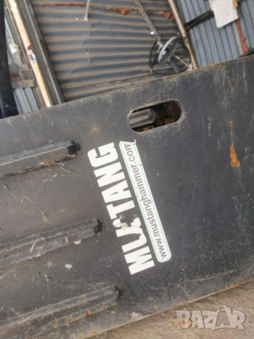 Хидравличен чук за багер Mustang HM 1300, снимка 6 - Индустриална техника - 52605213