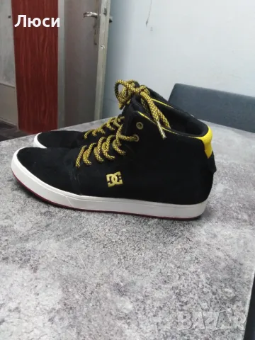 Високи маратонки естествен велур , снимка 3 - Маратонки - 48774848