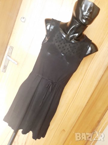 Черна къса разкроена рокля трико и дантела деколте С, снимка 1 - Рокли - 33008724