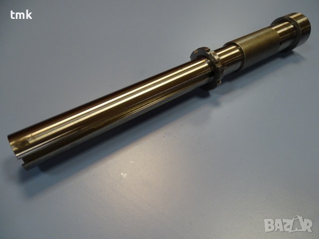 Вертикален шпиндел за фреза стандарт SK 30, ISO 30, снимка 5 - Резервни части за машини - 39040336