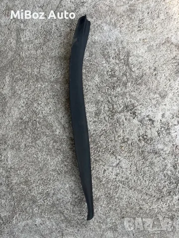 Лайстна задна лява врата Фолксваген Голф 5 VW Golf