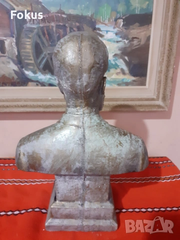 Страхотен бюст на Христо Ботев от лят бетон с цвят бронз, снимка 3 - Антикварни и старинни предмети - 53268623