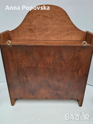 Колекционерска лимитирана дървена витрина  на Coca-Cola с 4 бутилки Кока кола , снимка 6 - Антикварни и старинни предмети - 52775496