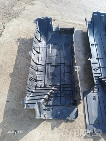  Лява и дясна кора под купе Honda CR-V III (2006-2010) 