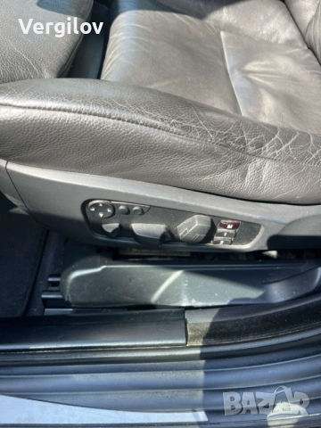 БМВ 525 2006 година , снимка 8 - Автомобили и джипове - 52441732