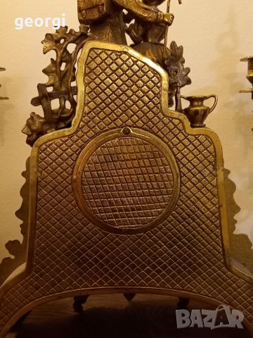 Масивен бронзов механичен часовник с два свещника петици, снимка 12 - Декорация за дома - 38791362