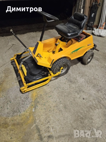 Тракторна косачка за трева Stiga Villa 