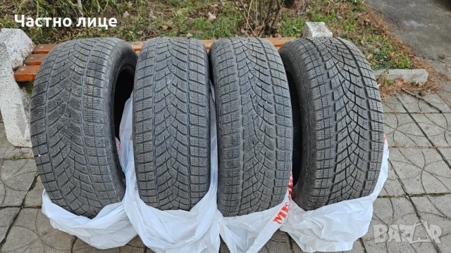 Комплект 4бр. Зимни гуми  Goodyear  235/55 19 .