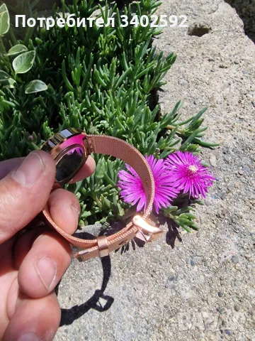 Дамски часовник, снимка 3 - Дамски - 50303965