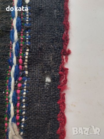 Стар ковьор, снимка 4 - Антикварни и старинни предмети - 39027845