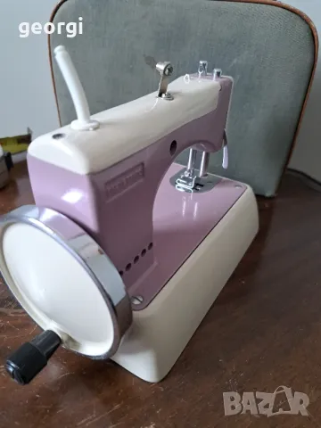 ретро детска шевна машина   3_4, снимка 4 - Антикварни и старинни предмети - 48890087